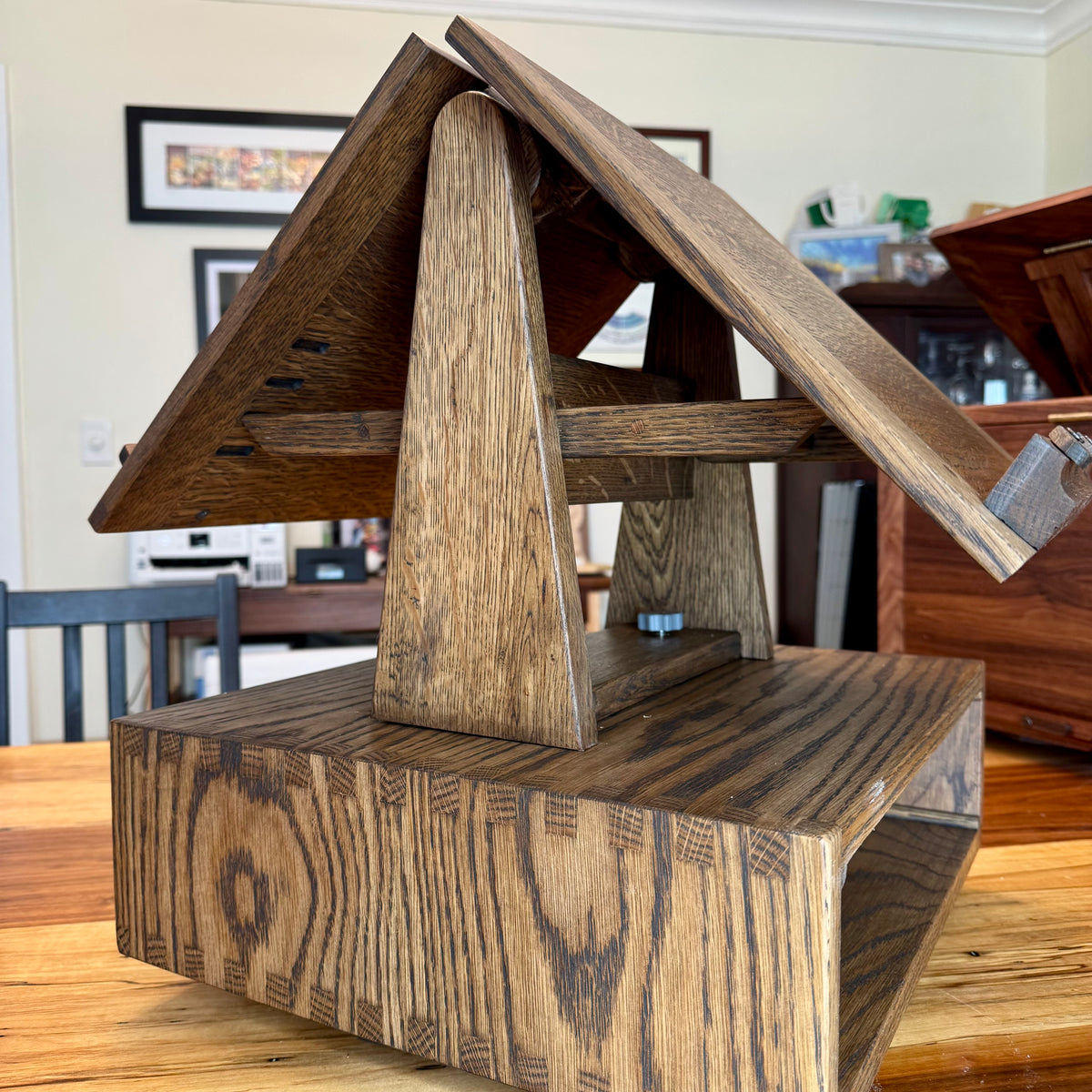 Lectern Book Stand - antiques and stylish