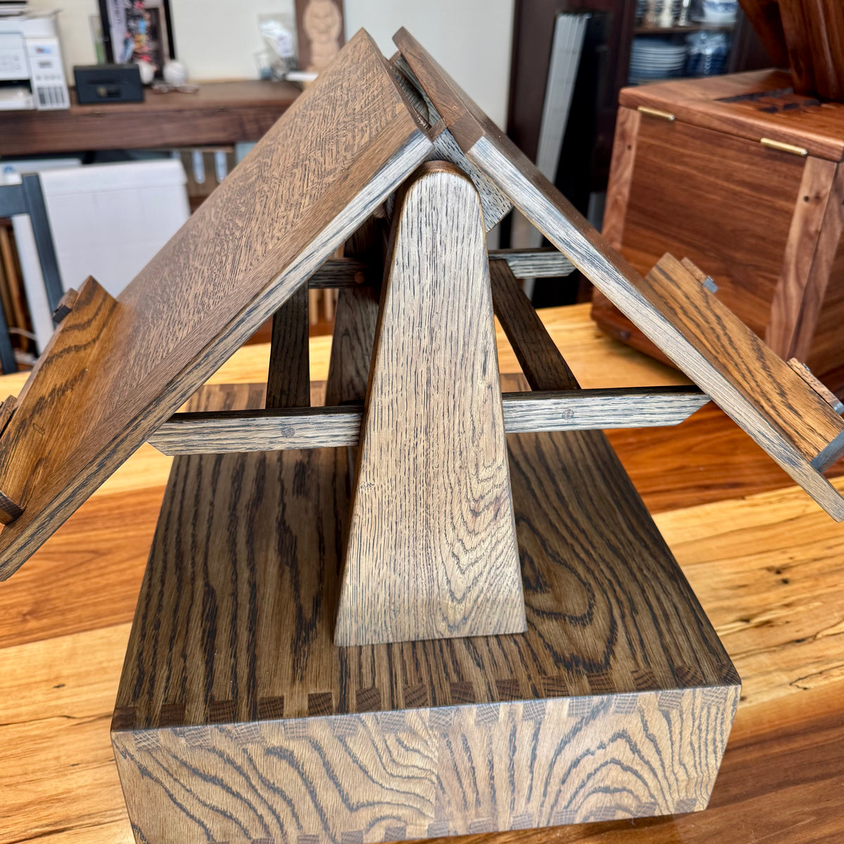 Lectern Book Stand - antiques and stylish