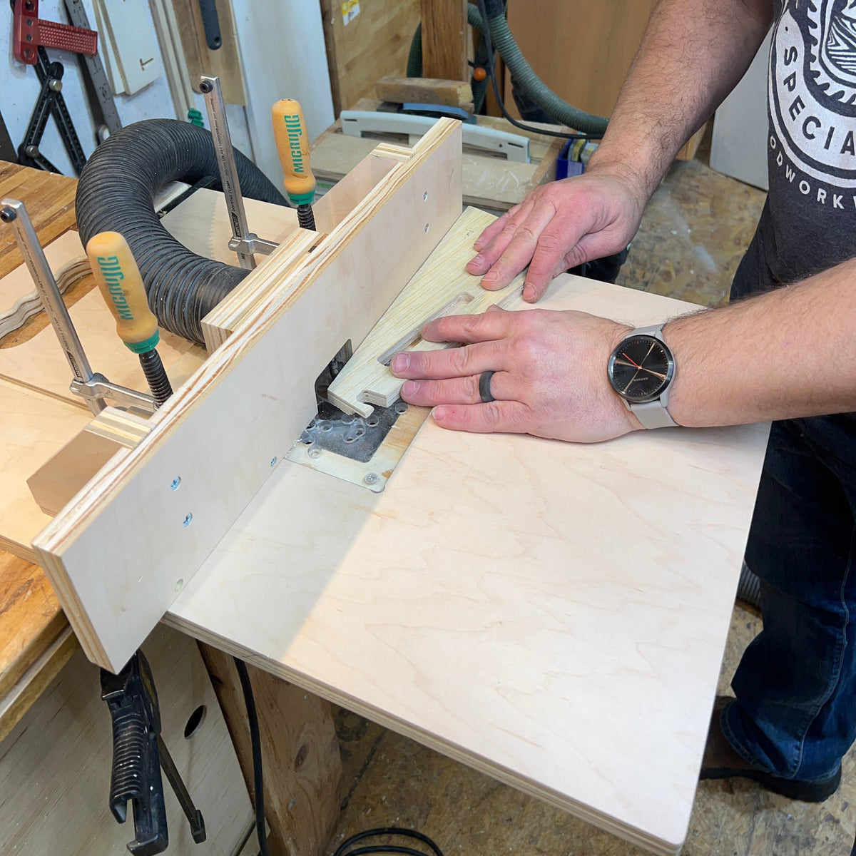 Portable Router Table with Fence & Universal Baseplate