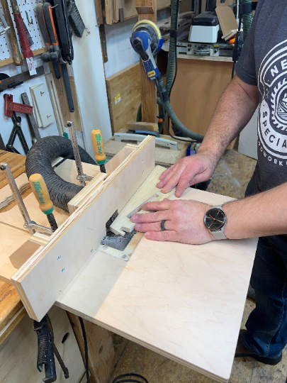Portable Router Table with Fence & Universal Baseplate