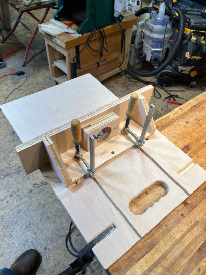 Portable Router Table with Fence & Universal Baseplate
